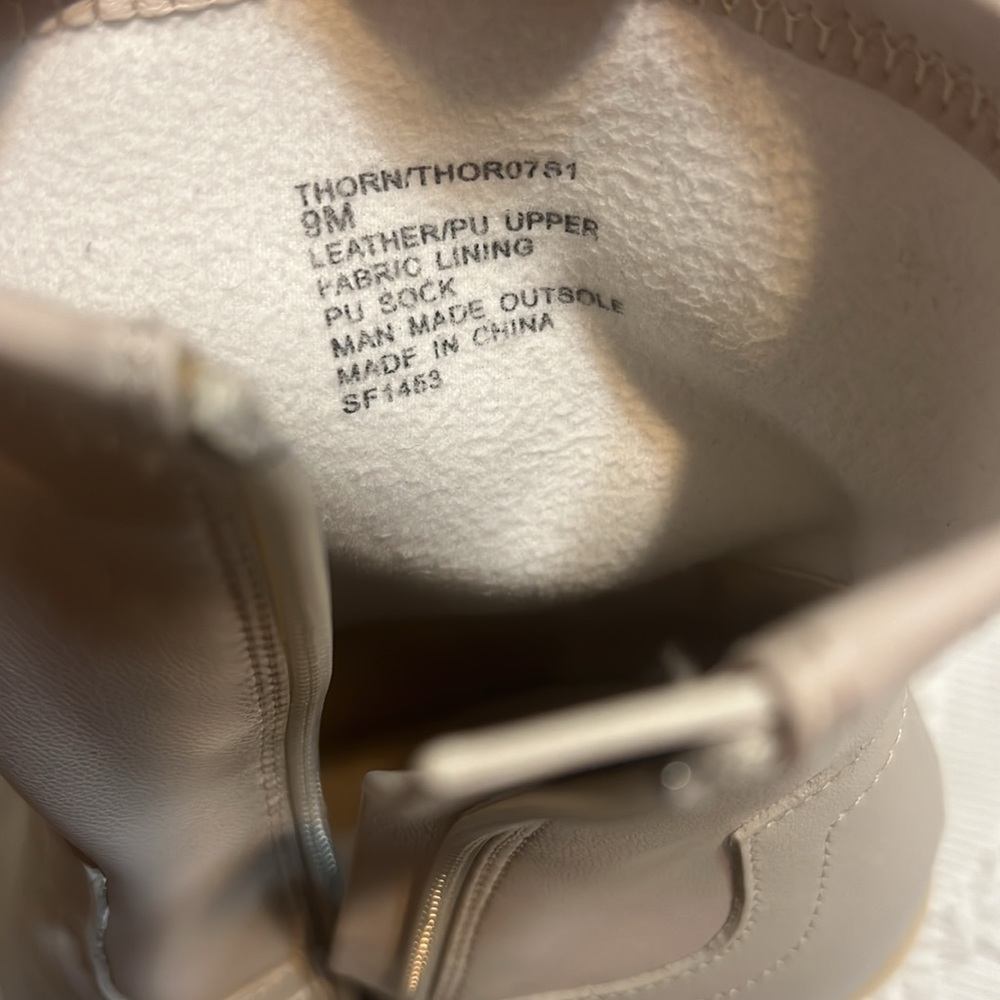 Steve Madden Booties Bone Color - image 3